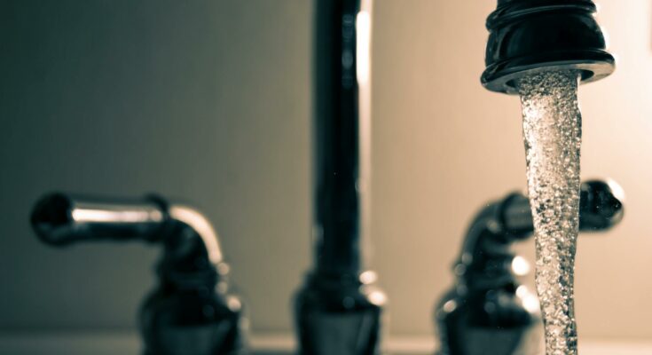 Water faucet