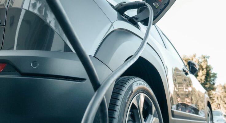 Charging of a vehicle in a charging station