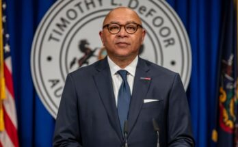 Auditor General Timothy L. DeFoor