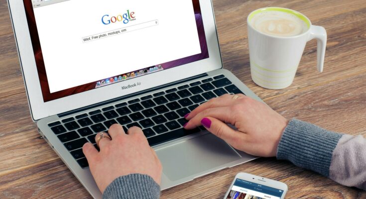 Person using Google