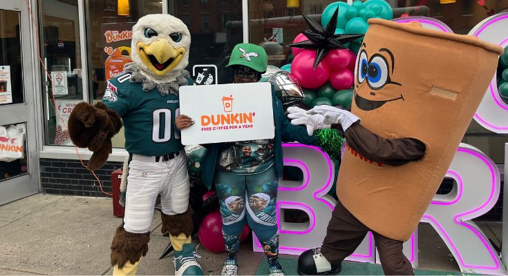 Dunkin’ hosted an Eagles-themed pep rally