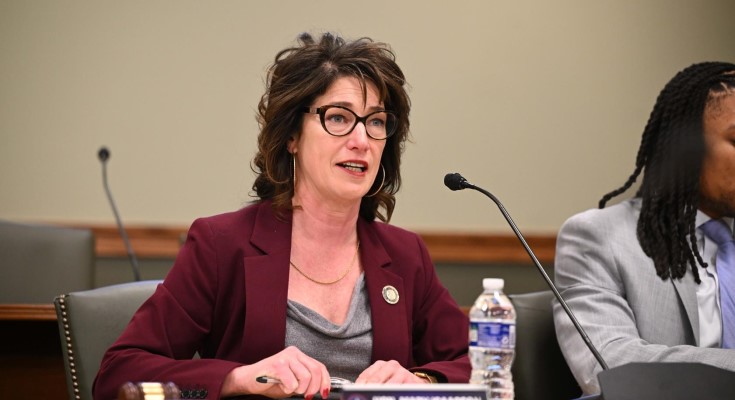Supporting Federal Workers