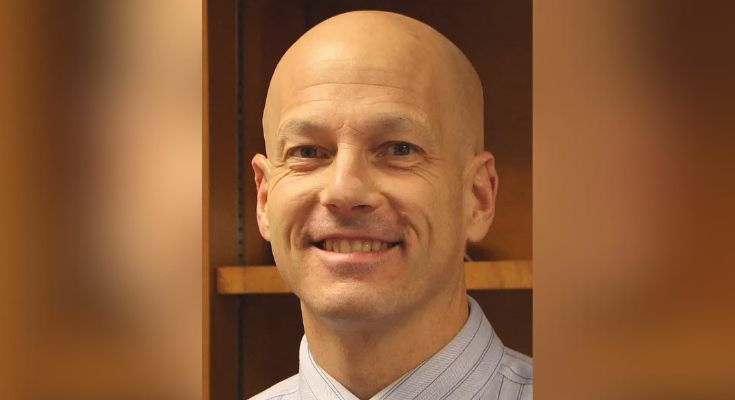 Dr. Scott DeShong