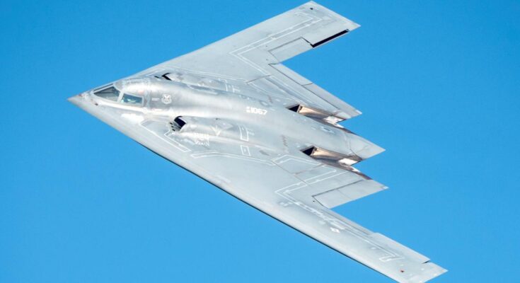 B‑2 bomber