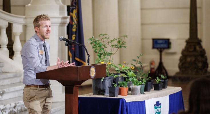 Conservation and Environmental Leaders Highlight Need to Protect Native Plants
