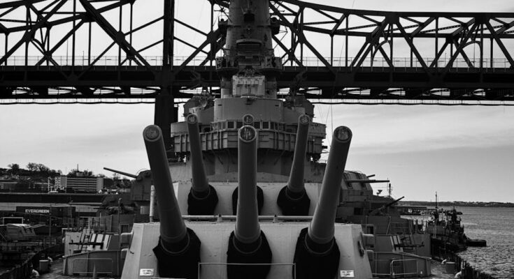 Main guns of the museum ship USS Massachusetts