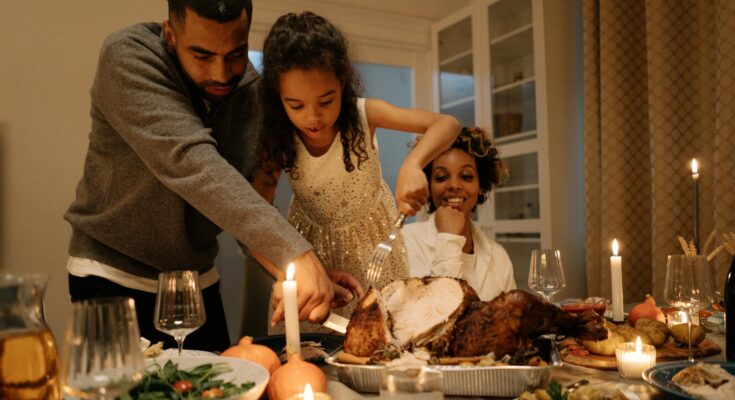 Family celebrating thanksgiving