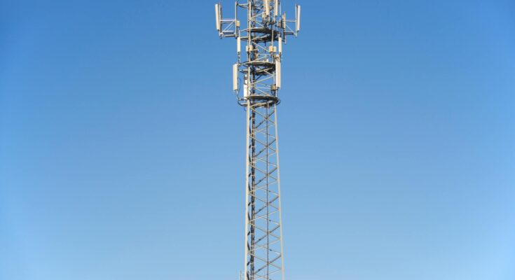 Broadcast tower