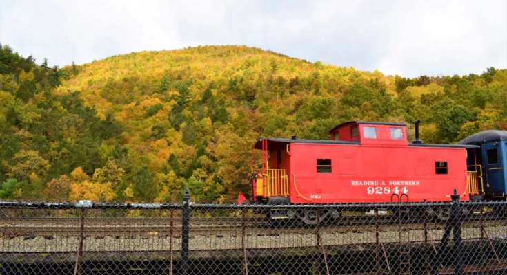 Lehigh Gorge Scenic Railway, Pocono Mountains