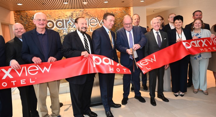 Ribbin cutting