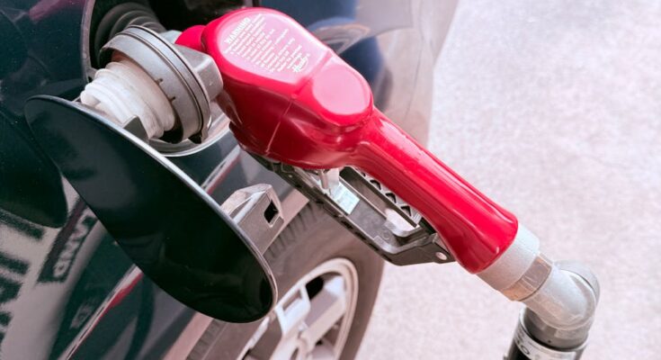 Gas pump refueling a car