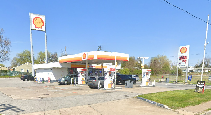Shell gas station, 3001 New Castle Avenue