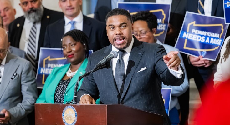 minimum wage rally