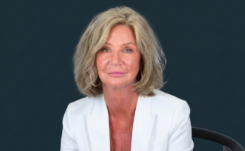 Leslie Holt