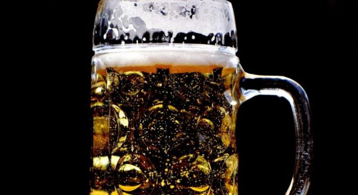 beer, mug, glass mug, drink, beverage, alcoholic drink, alcoholic beverage, thirst, beer glass, beer mug, refreshment, bavaria, munich, beer drinking, tap, glass, thirst quencher, oktoberfest, celebrate, alcohol, beer, beer, beer, beer, beer, alcohol