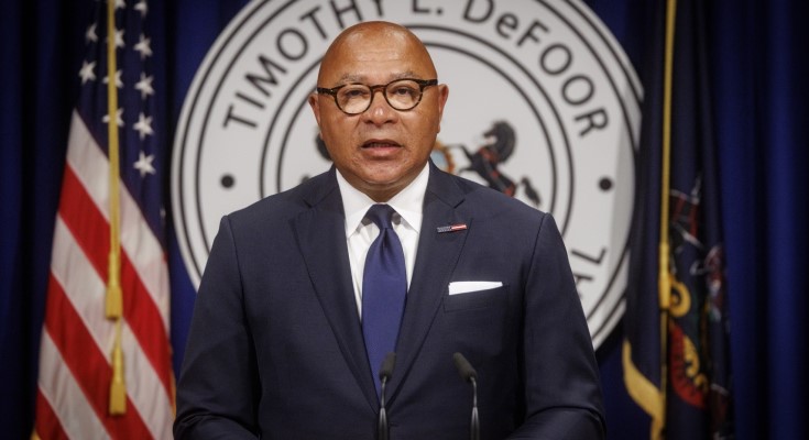 Auditor General Timothy L. DeFoor
