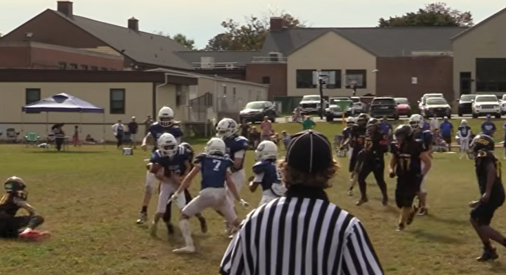 Seeger 4th-Qtr Sack Fumble